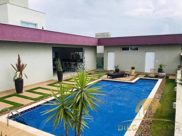Casa em Condomínio para Venda em Mairiporã - 2