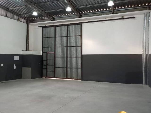 #CM33 - Salão Comercial para Locação em Mairiporã - SP - 2