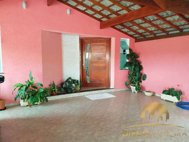 Casa para Venda em Bom Jesus dos Perdões - 4