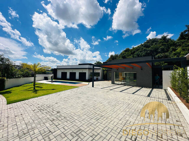 Casa em Condomínio para Venda em Atibaia - 3