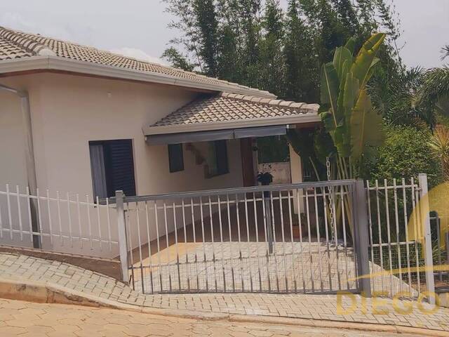Casa em Condomínio para Venda em Atibaia - 2