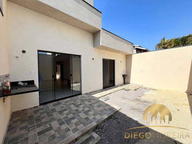 Casa para Venda em Atibaia - 2