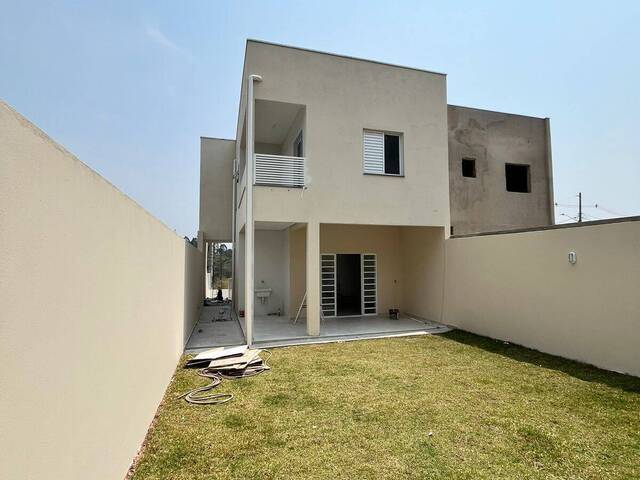 Casa para Venda em Caieiras - 4