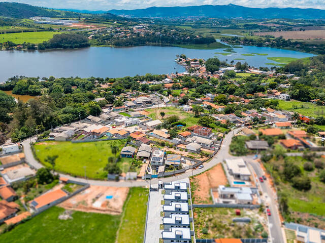Casa em Condomínio para Venda em Atibaia - 2