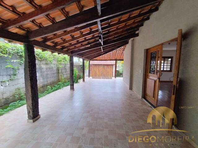 Casa para Venda em Mairiporã - 2