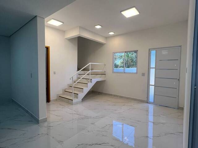 Casa para Venda em Atibaia - 3
