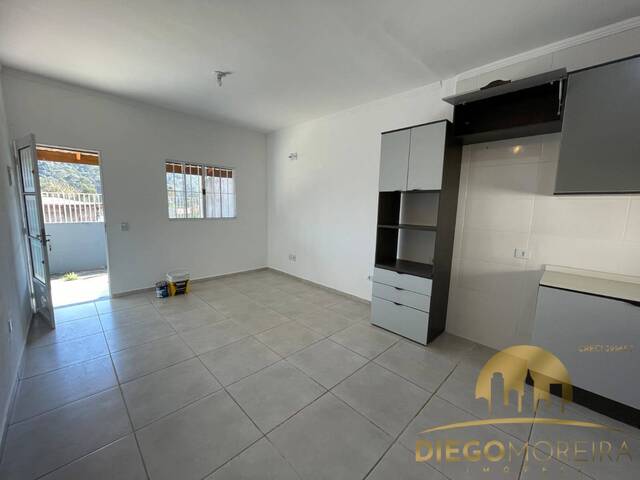 Casa para Venda em Mairiporã - 3