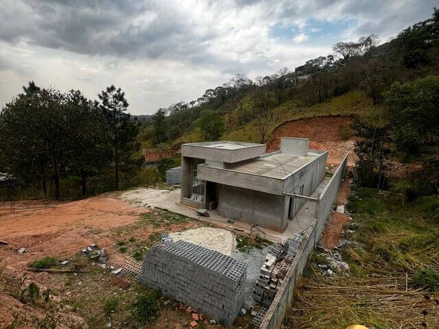 Venda em Estância Santa Maria do Portão - Atibaia