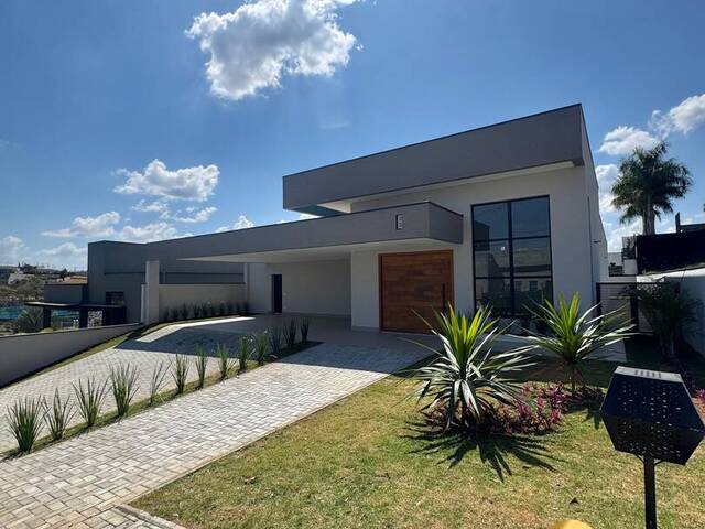 Venda em Condomínio Residencial Shamballa III - Atibaia
