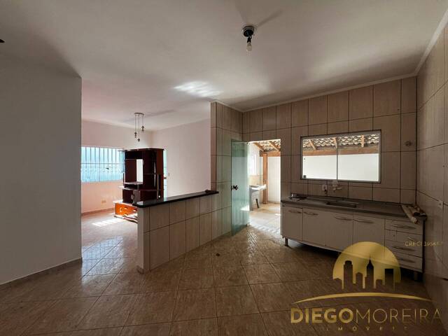 Casa para Venda em Mairiporã - 3
