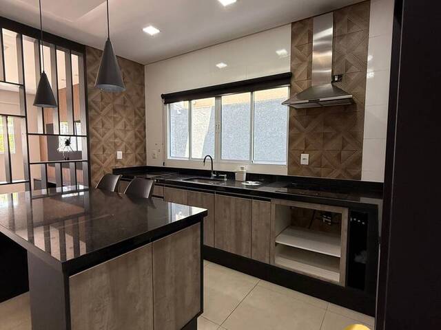 #CS744 - Casa para Locação em Atibaia - SP - 2
