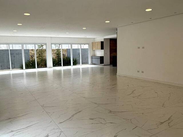 #CS121 - Casa para Venda em Atibaia - SP - 3