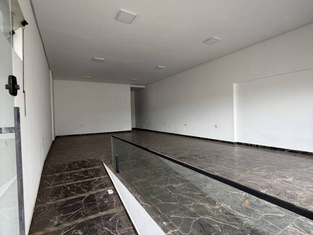 #CM74 - Sala Comercial para Locação em Atibaia - SP - 2
