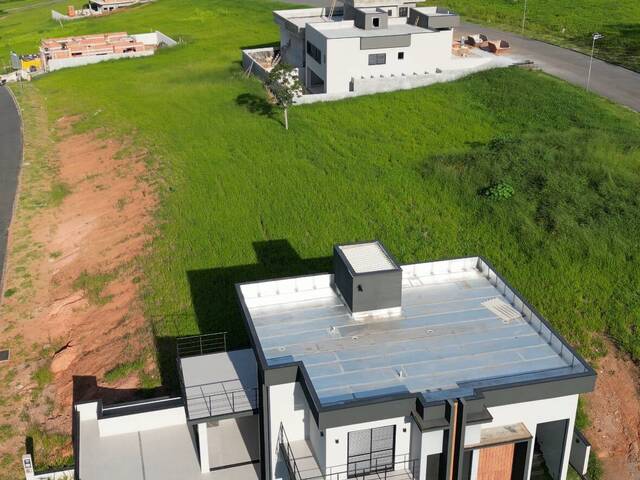 Casa em Condomínio para Venda em Atibaia - 2