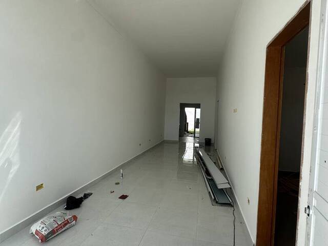 Casa para Venda em Atibaia - 4