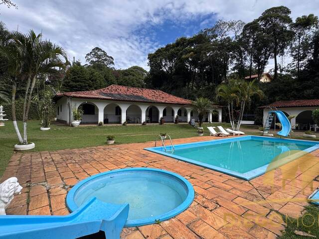 Venda em Mantiqueira - Mairiporã