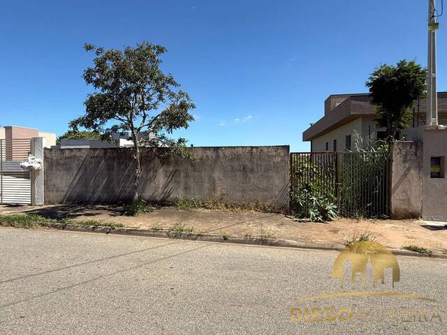 Venda em Jardim dos Pinheiros - Atibaia