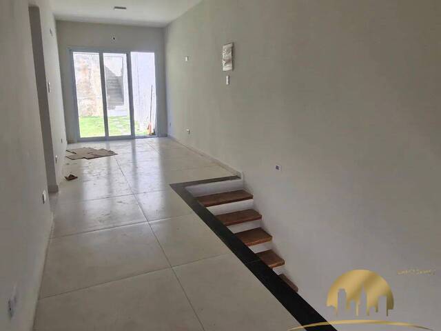 Casa em Condomínio para Venda em Mairiporã - 3