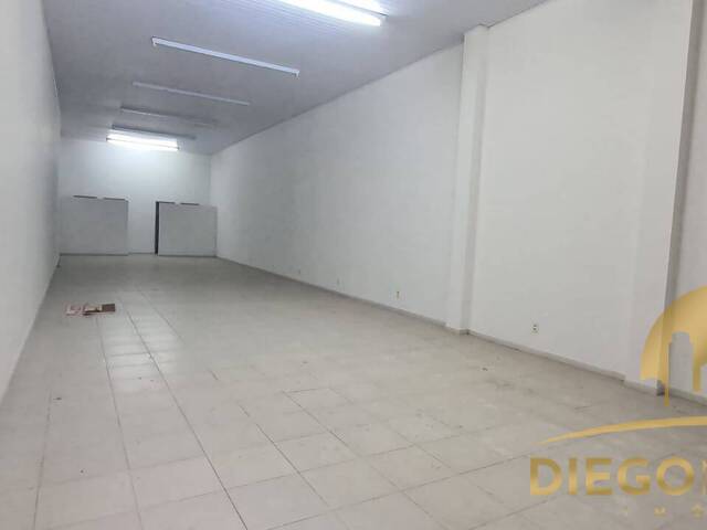 Salão Comercial para Locação em Atibaia - 5