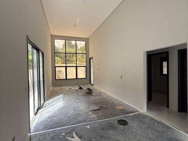 Casa para Venda em Mairiporã - 4