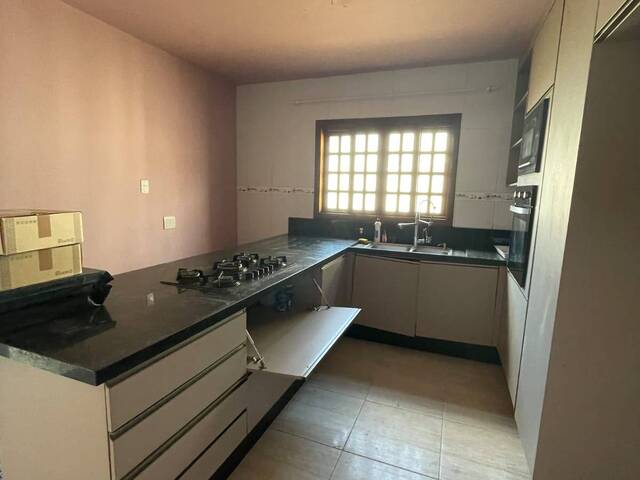 Casa para Venda em Mairiporã - 5