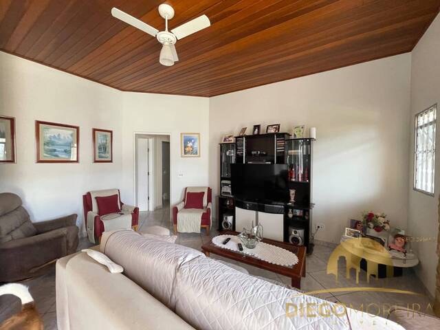 Casa para Venda em Mairiporã - 3