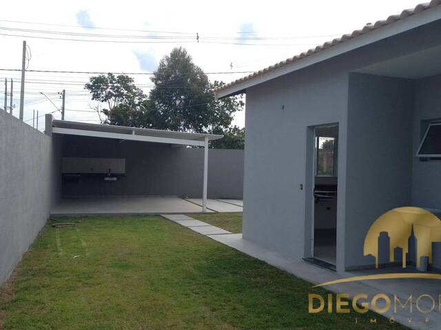 Casa para Venda em Atibaia - 3