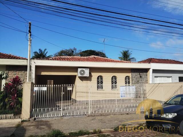 #CS683 - Casa para Venda em Atibaia - SP - 1