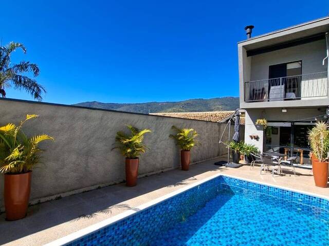 Casa para Venda em Atibaia - 2