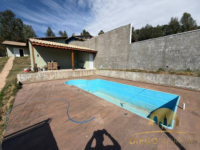 Casa para Venda em Mairiporã - 2