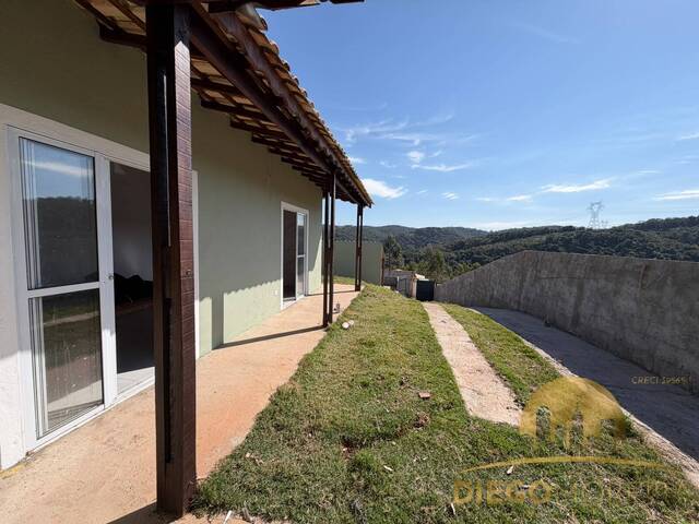 Casa para Venda em Mairiporã - 3