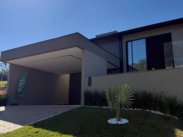 #CS457 - Casa em Condomínio para Venda em Atibaia - SP