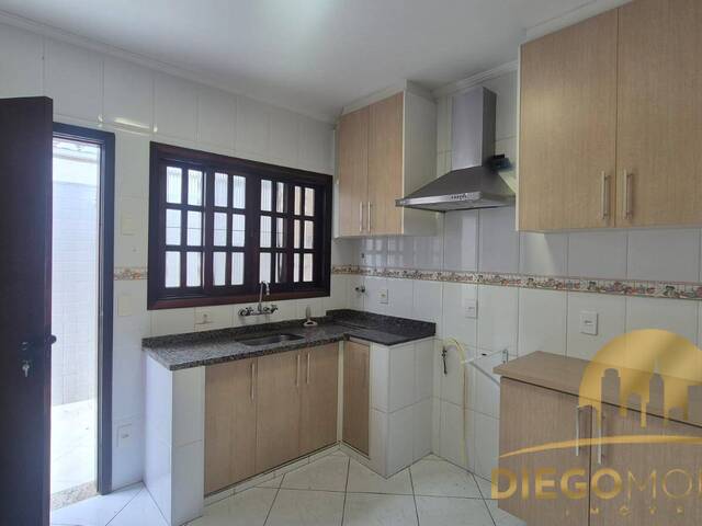 Casa para Venda em Atibaia - 5
